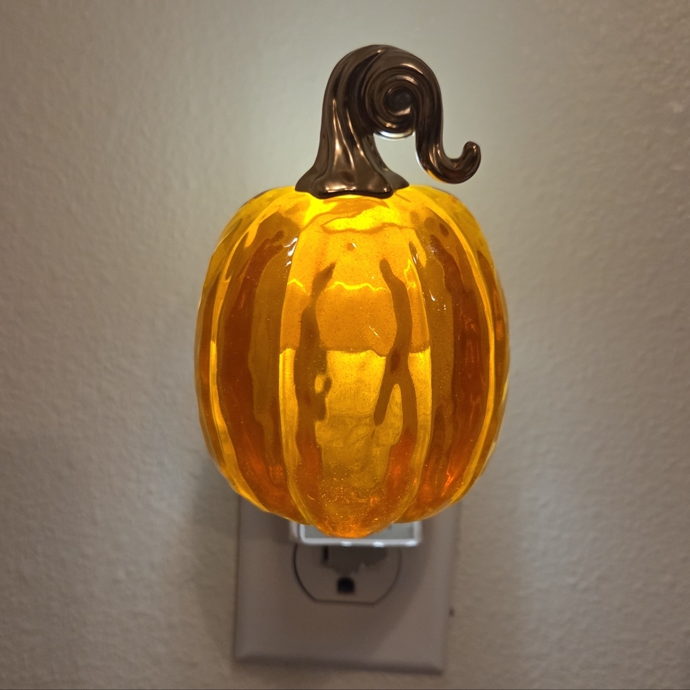 Bath & Body Works SPARKLE PUMPKIN Fall Halloween Wallflower Plug In ScentControl